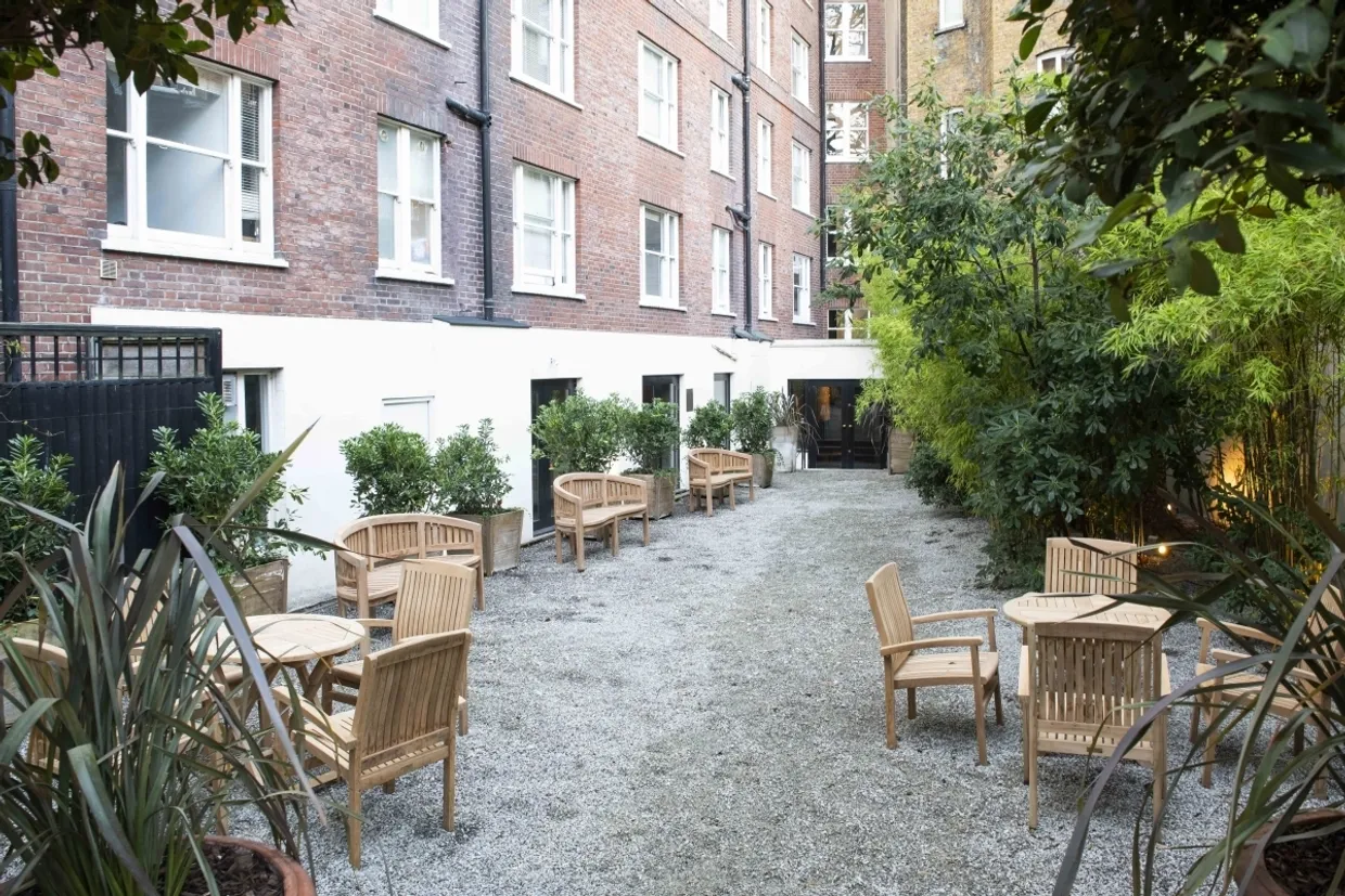 Hill Street Mayfair W1J photo 10