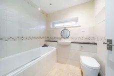 Hyde Close Winchester SO23 photo 9