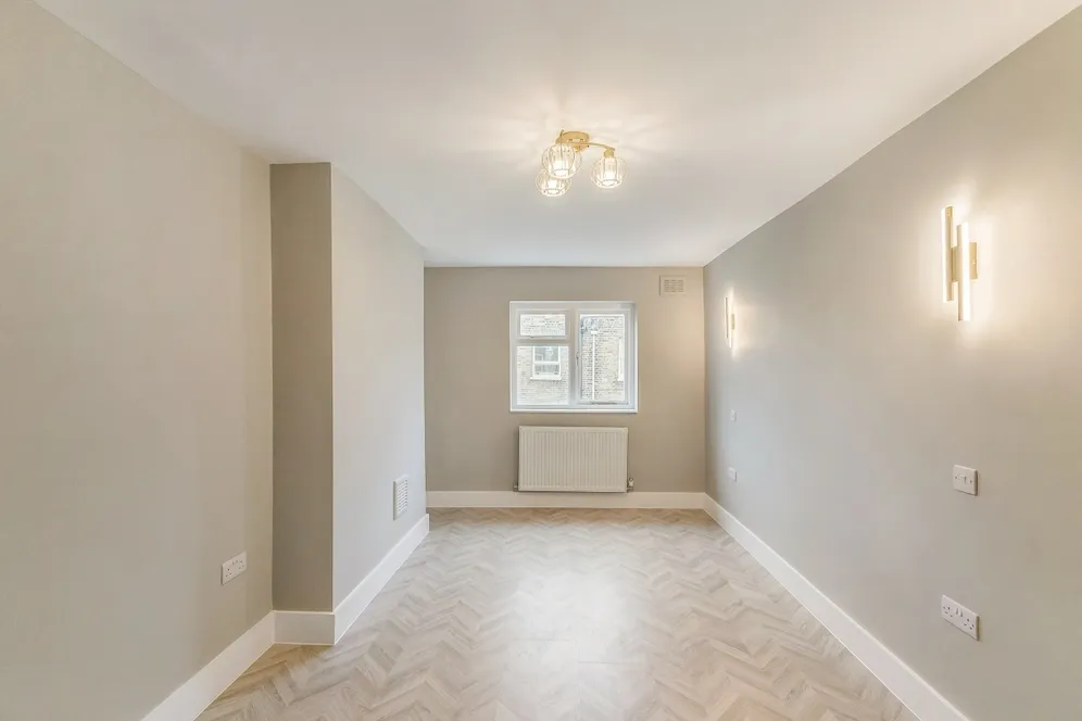 Ostade Road London SW2 photo 8