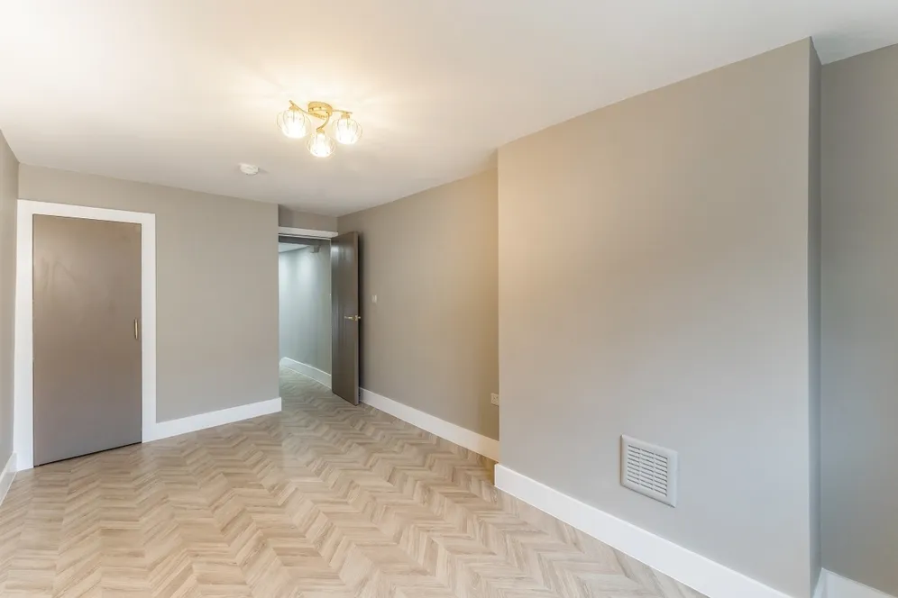Ostade Road London SW2 photo 9