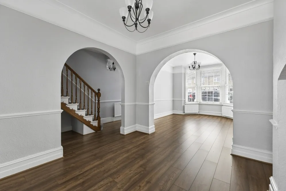 East Barnet Road photo 5