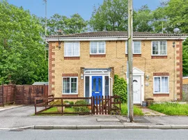 Stonehouse Drive, St. Leonards-On-Sea photo