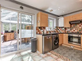 Stonehouse Drive, St. Leonards-On-Sea thumb 2