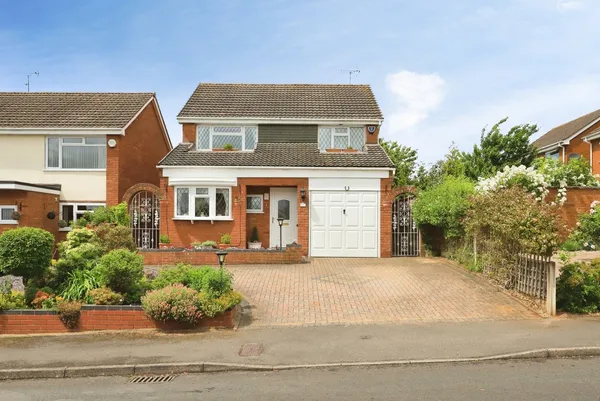 Bronte Drive, Kidderminster, Worceste...