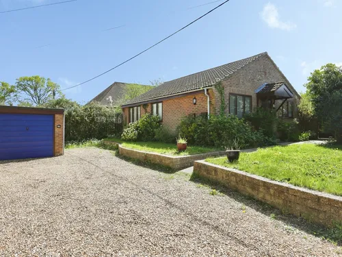 Wildern Lane, Hedge End, Southamptonphoto