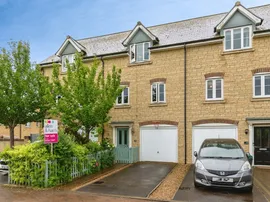Blueberry Road, MELKSHAM photo