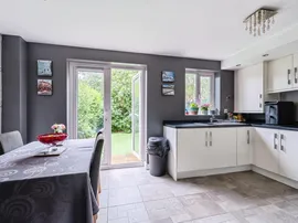 Blueberry Road, MELKSHAM thumb 3