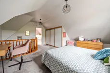 Dorking Road, Chilworth, GU4 photo 3
