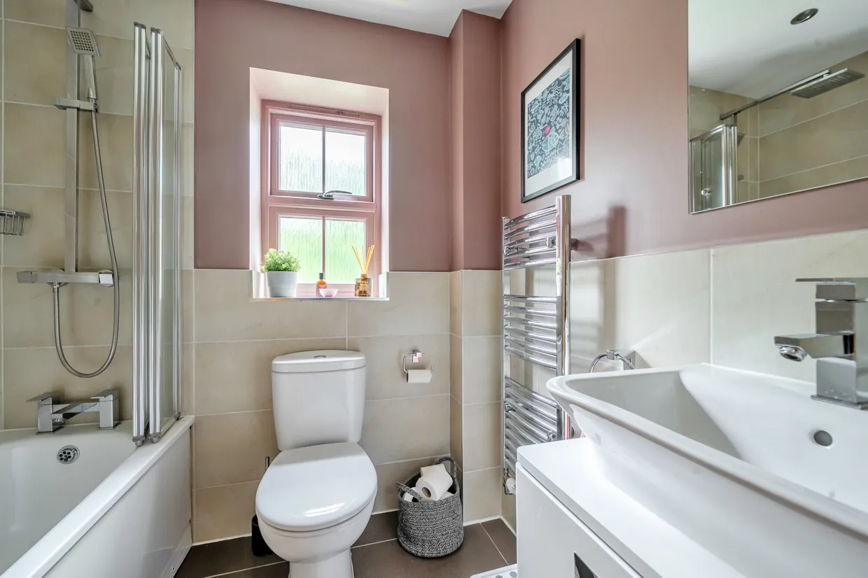 Dorking Road, Chilworth, GU4 photo 11