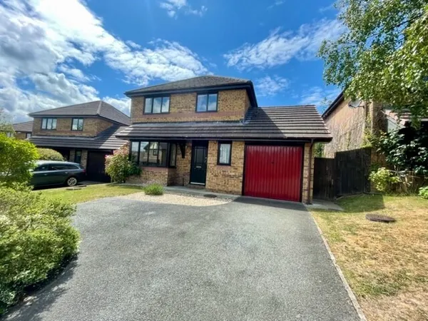 Chapelfield, Deganwy, LL31 9BF