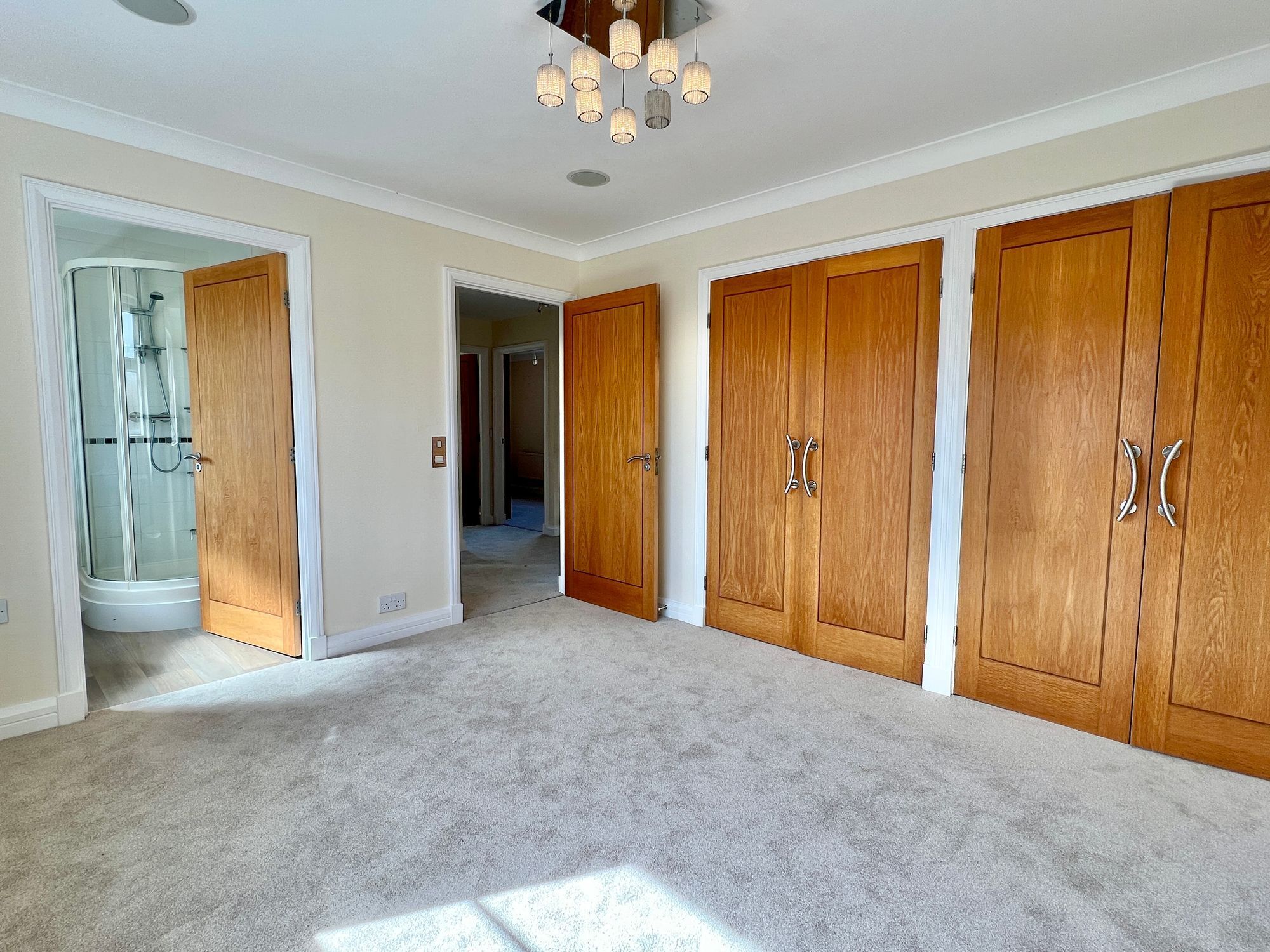 Richmond Green, Taunton - NO onward chain! Image 15