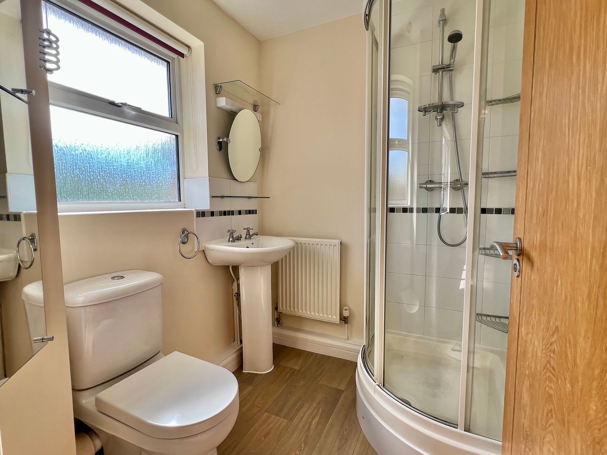 Richmond Green, Taunton - NO onward chain! Image 16