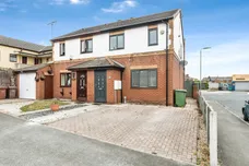 Weeland Court, Knottingley