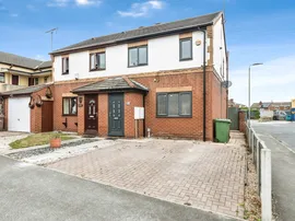 Weeland Court, Knottingley photo