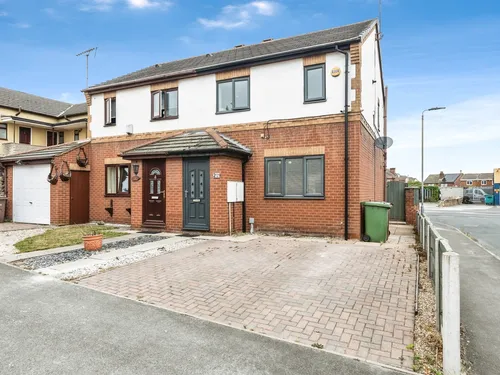 Weeland Court, Knottingleyphoto