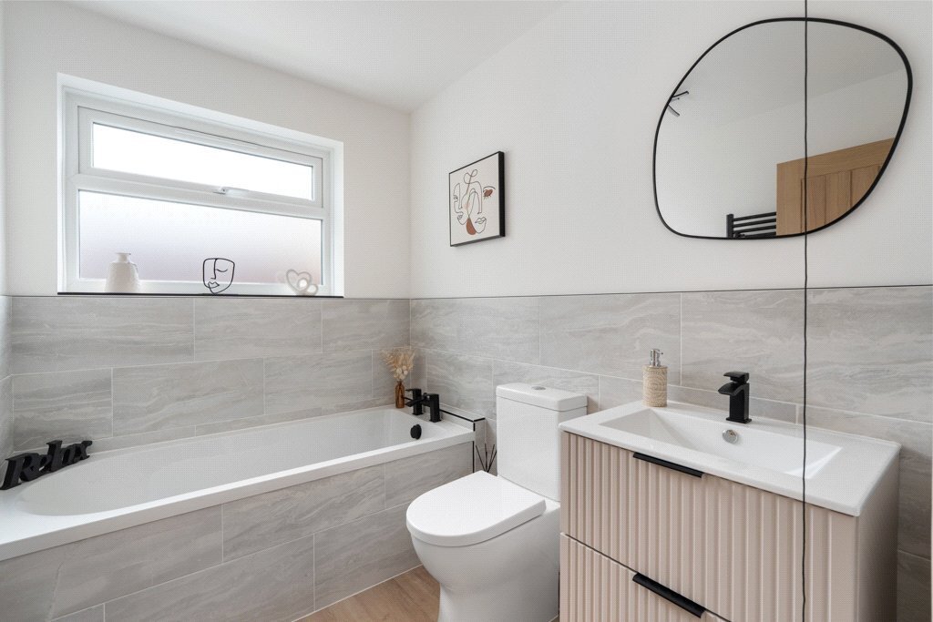 Elfin Drive, Ferndown, Dorset, BH22 Image 30
