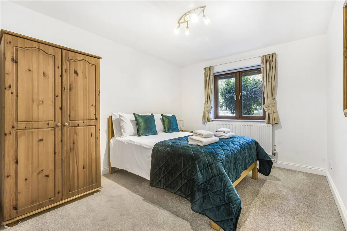 Dorchester Close, Headington, Oxford, OX3