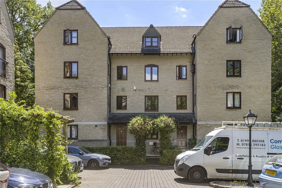 Dorchester Close, Headington, Oxford, OX3