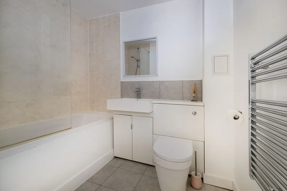 21 Durnsford Road, London, SW19 photo 8