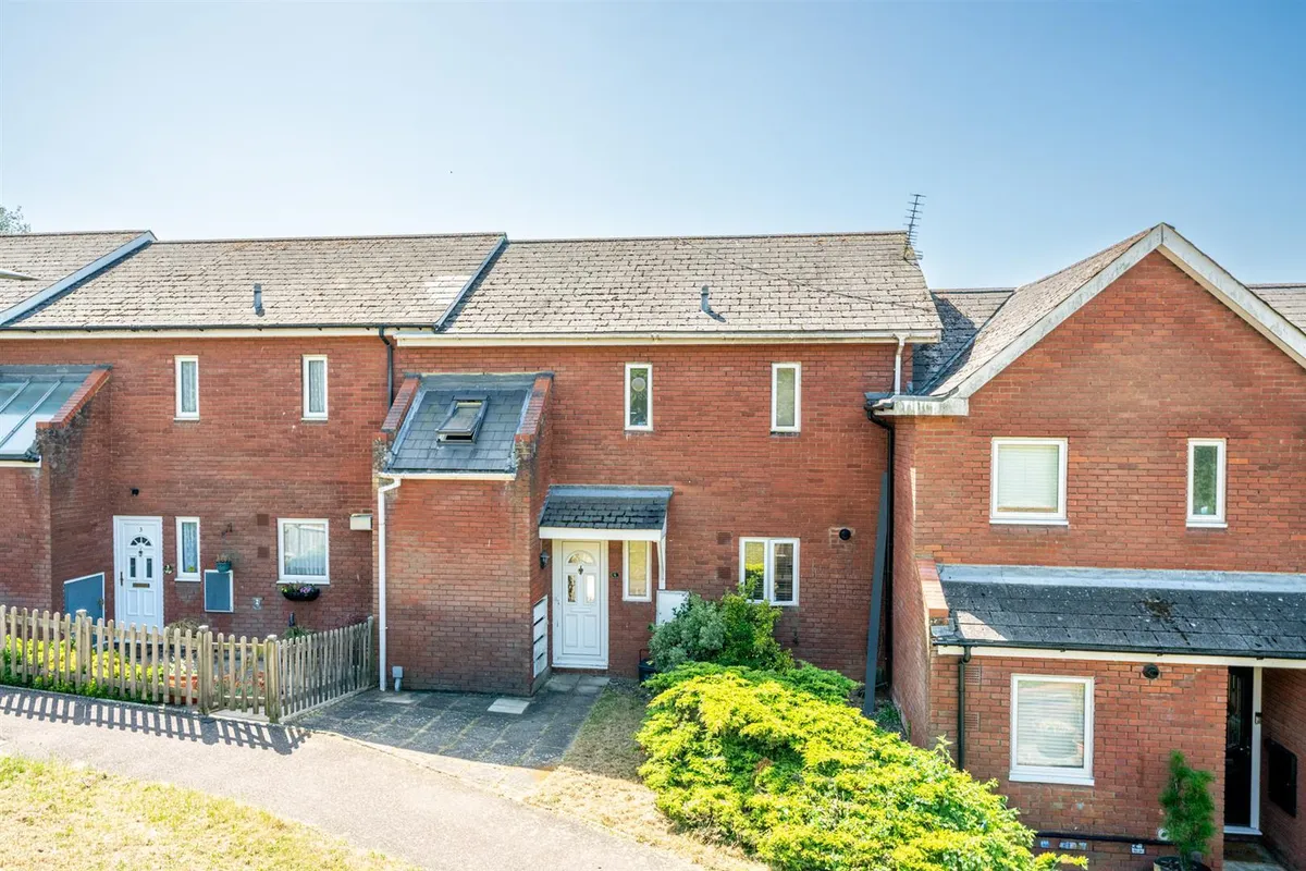 Temple Mead, Old Town Borders, Hemel Hempstead, Hertfordshire, HP2 5AR