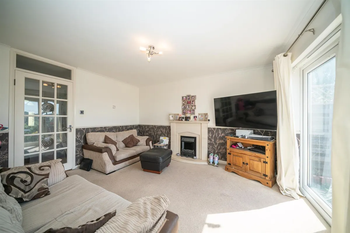 Temple Mead, Old Town Borders, Hemel Hempstead, Hertfordshire, HP2 5AR