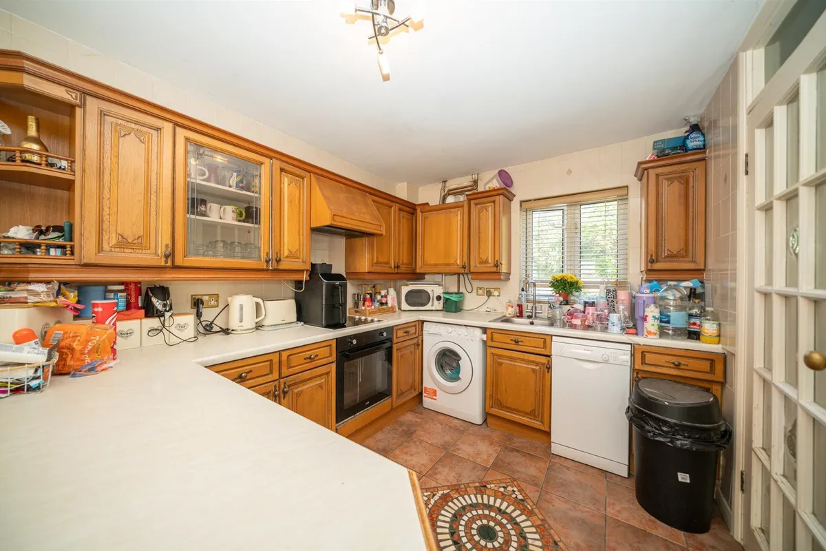 Temple Mead, Old Town Borders, Hemel Hempstead, Hertfordshire, HP2 5AR