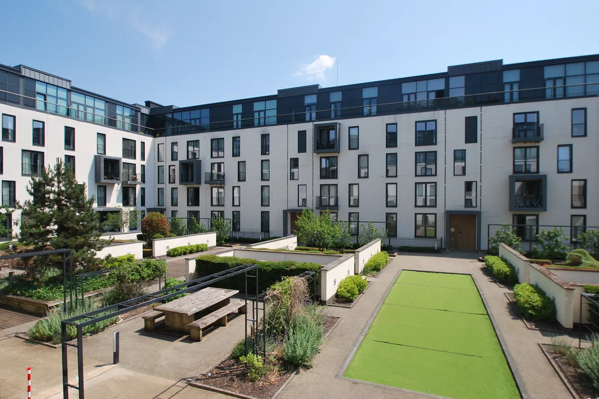 Longmead Terrace, Bath