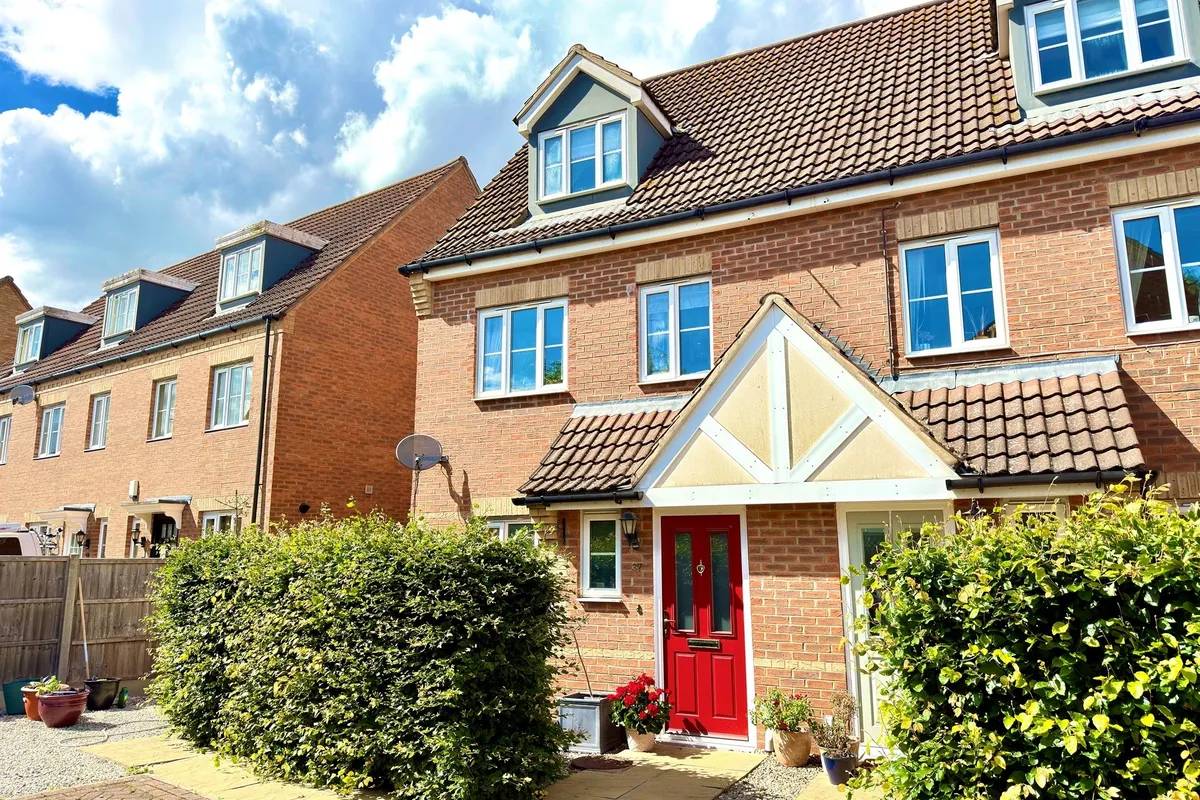 Elgar Way, Stamford