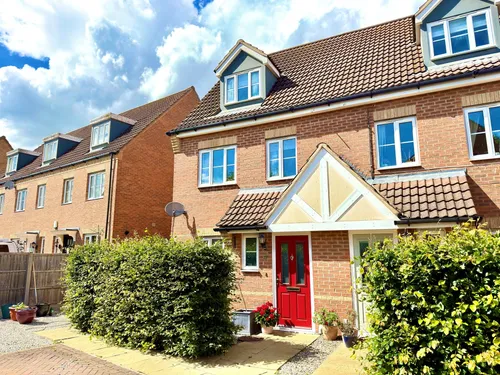 Elgar Way, Stamfordphoto
