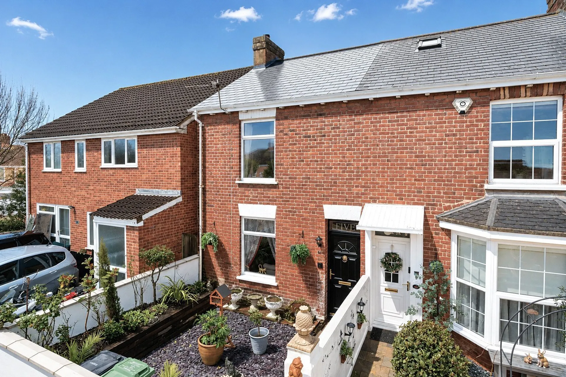 Property photo top 0