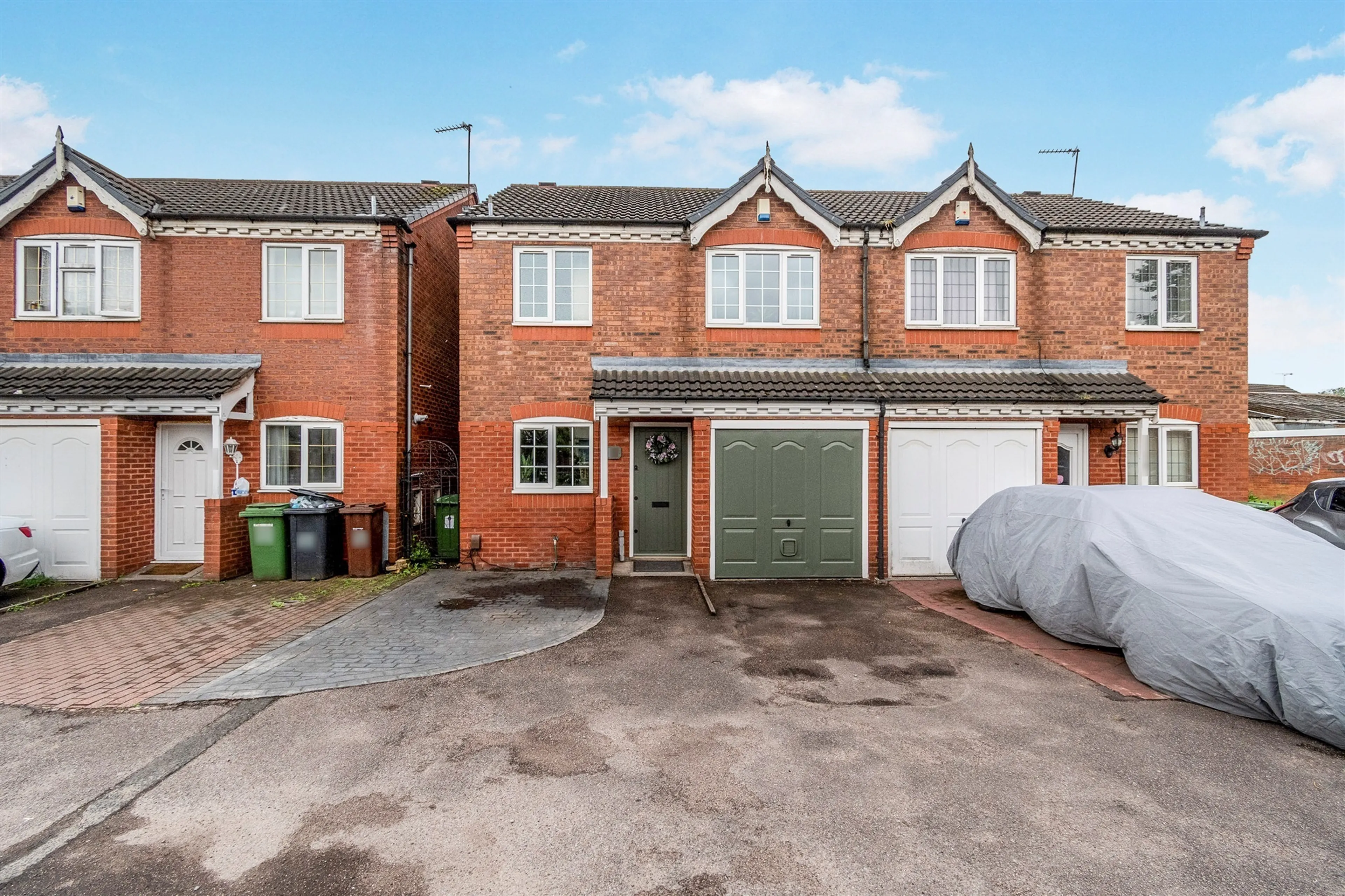 Property photo 0