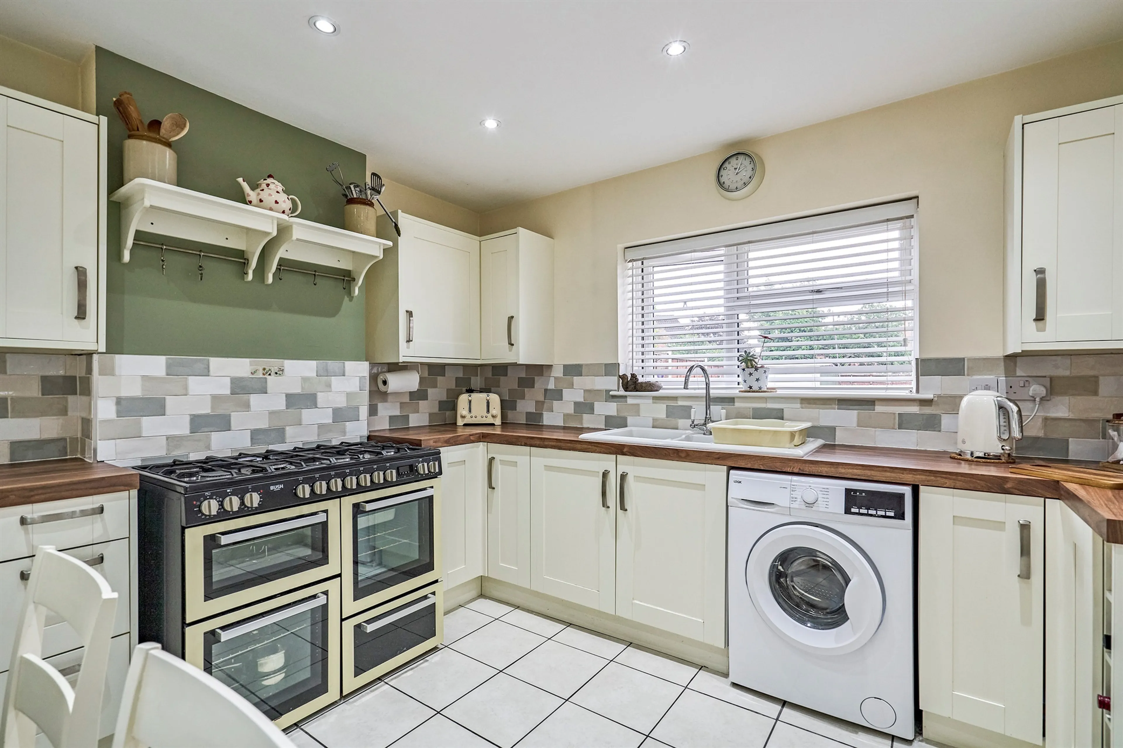 Property photo 13