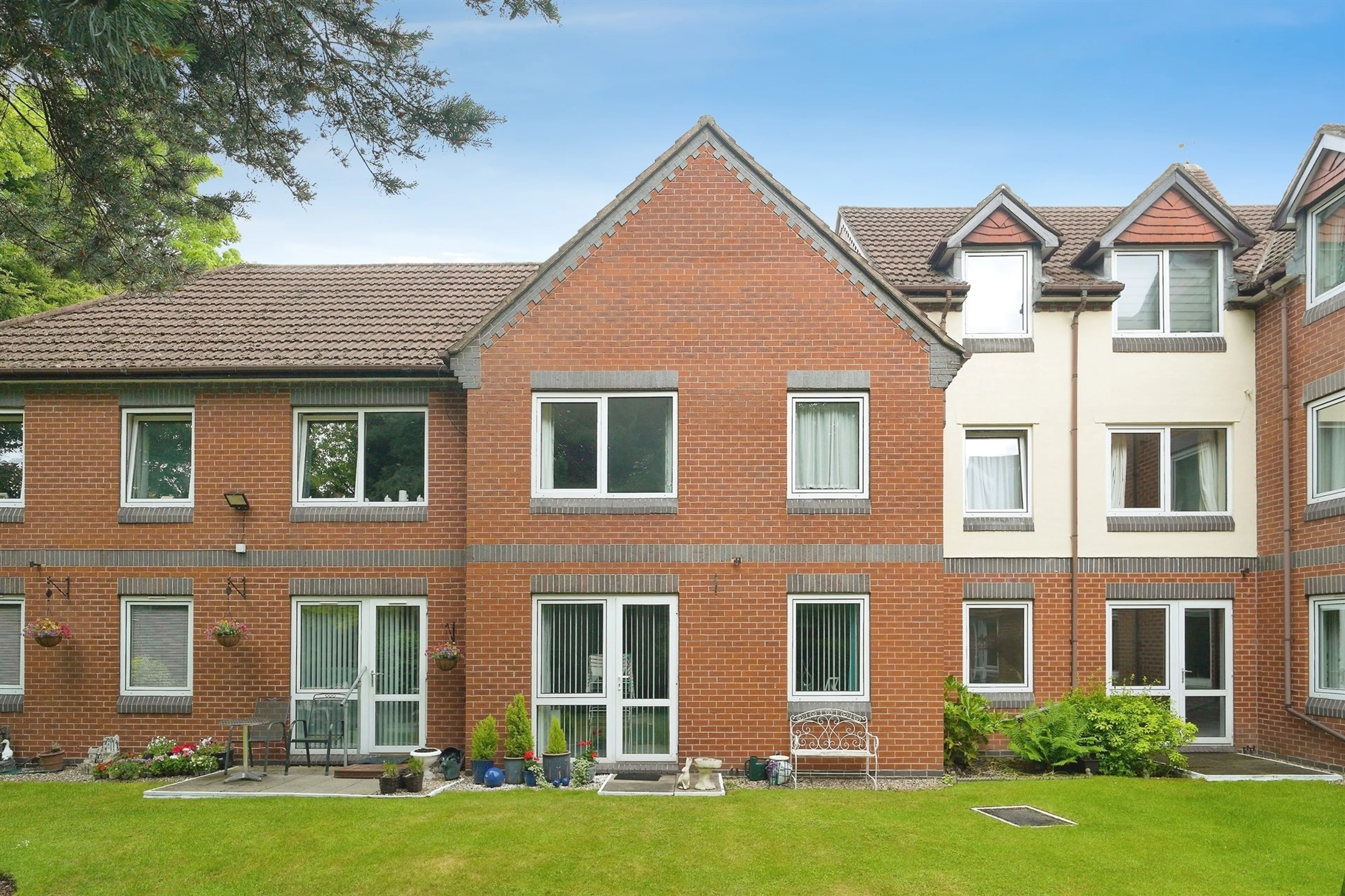 Property photo 0