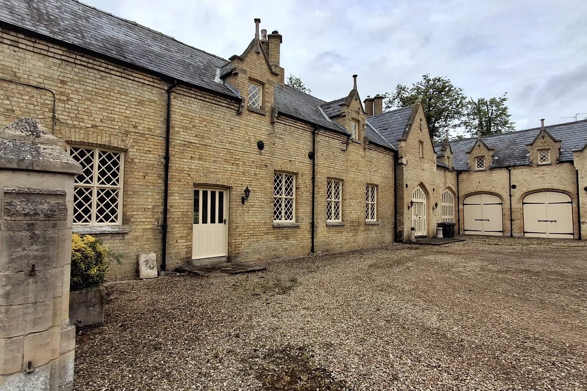 Haverholme Park, SLEAFORD