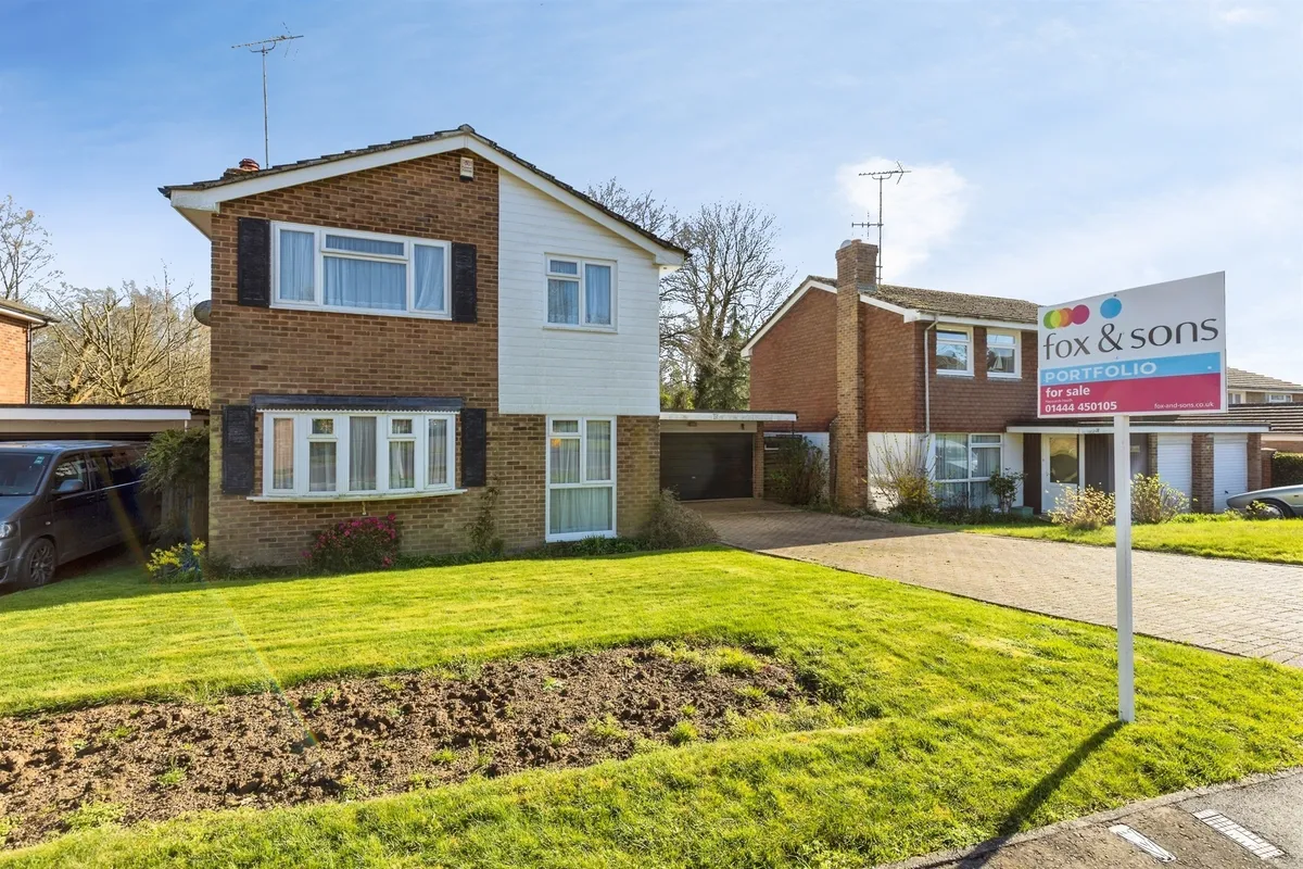 Greenhill Way, HAYWARDS HEATH