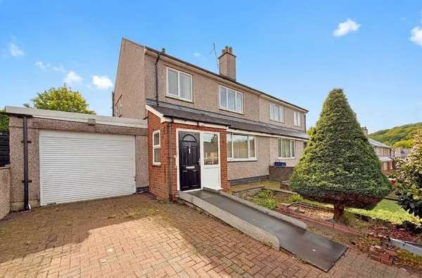Ffordd Dolafon, Llangefni, Isle of Anglesey, LL77