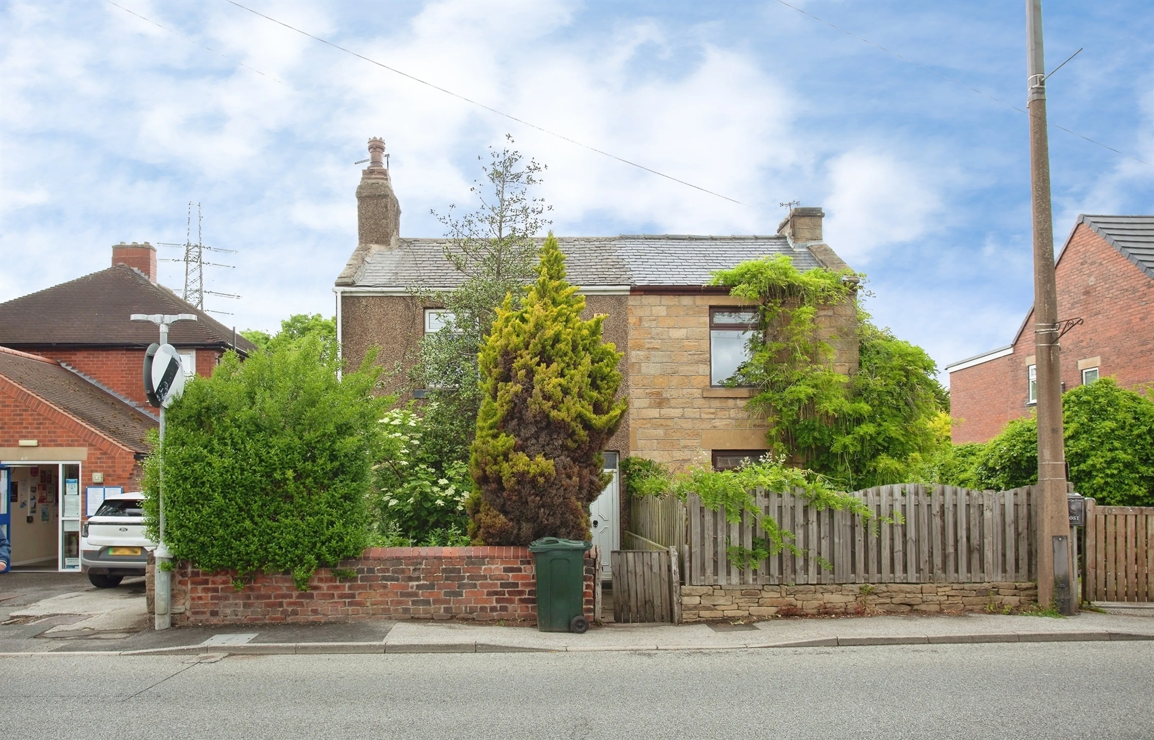 Property at Cawthorne Road, Barugh Green, Barnsley