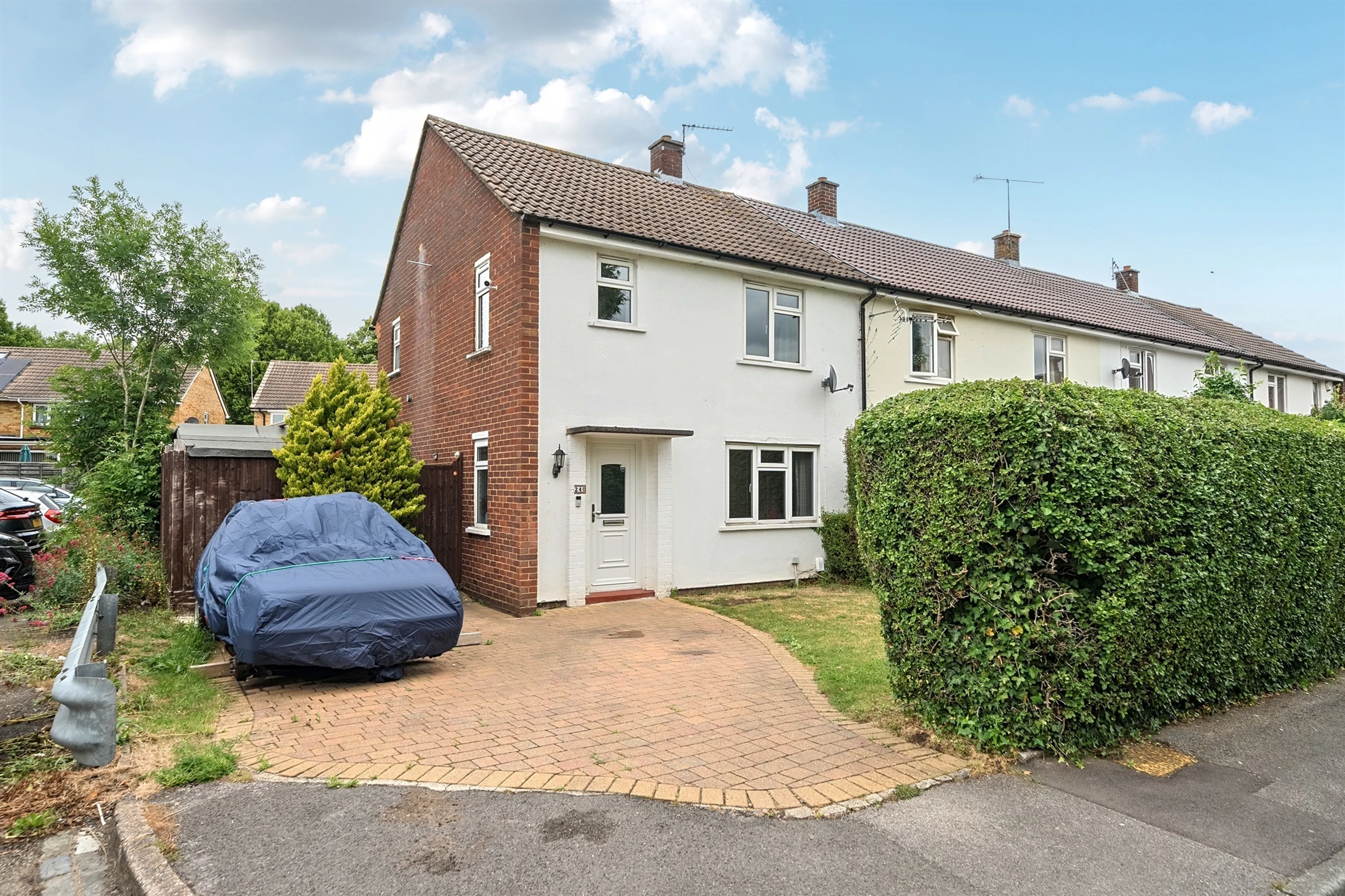 Property at Gwent Close, Maidenhead