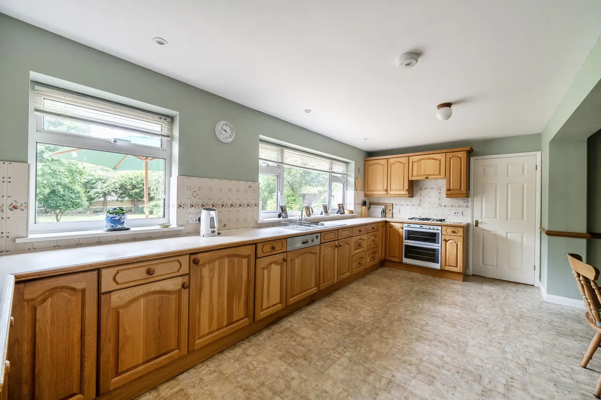 Tooke Road, Minchinhampton, GL6 photo 2