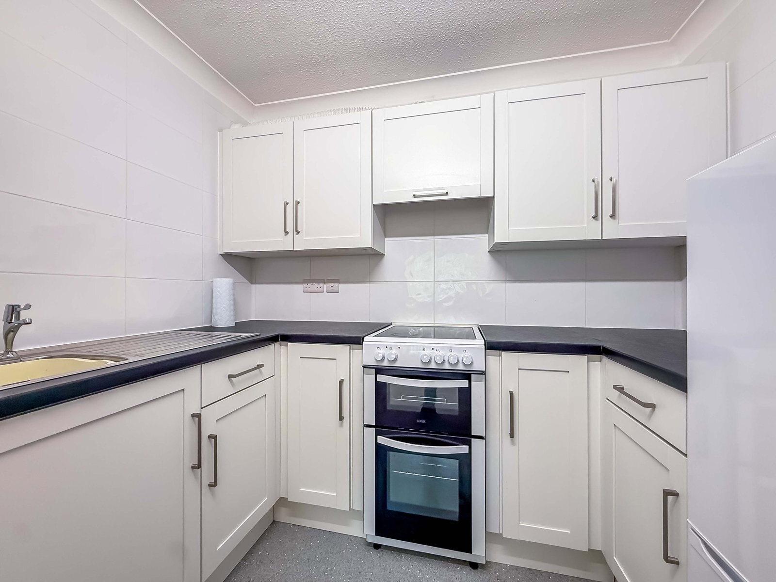 Mill House Lodge, Ainsdale, PR8 3BH Image 3