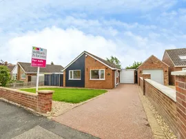 Laburnum Drive, Cherry Willingham, Lincoln photo