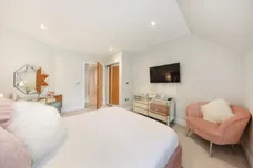 Pampisford Road, South Croydon