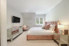 Pampisford Road, South Croydon