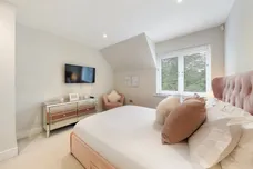 Pampisford Road, South Croydon