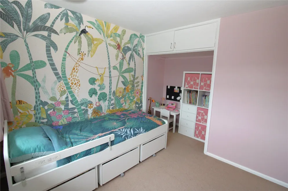 Property carousel item 16