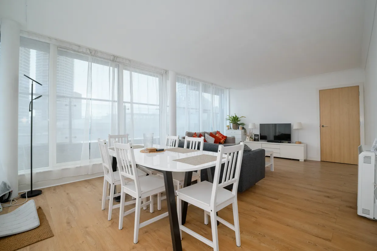 Boardwalk Place, London, E14 photo 17