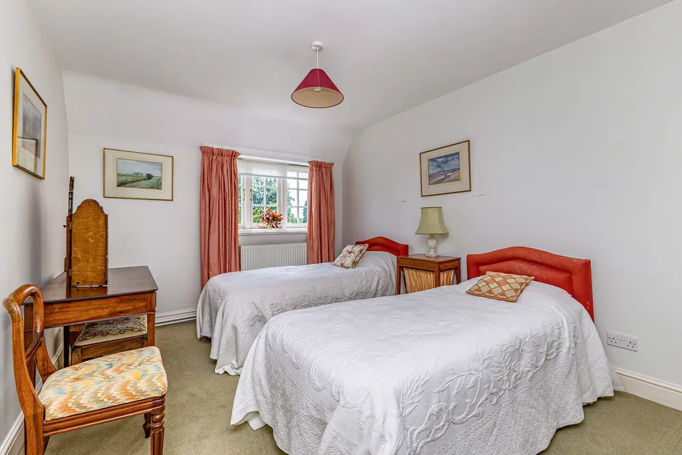 Tree Lane, Plaxtol, TN15 photo 6