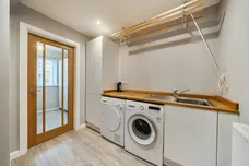 St. Andrews Crescent, Stratford-upon-Avon, CV37 photo 8