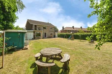 Uplands Way, Diss
