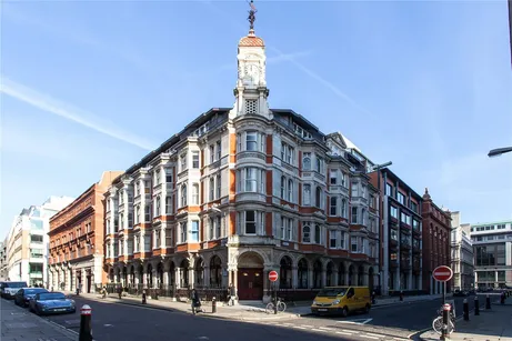 Temple Avenue, London, EC4Y